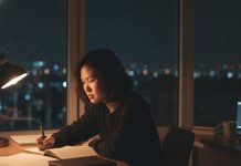 Danh sách tản văn tuyển tập số 3: Viết trong bão Bualoi